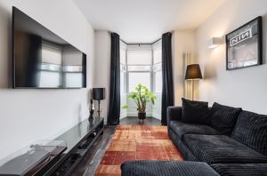 Lounge- click for photo gallery